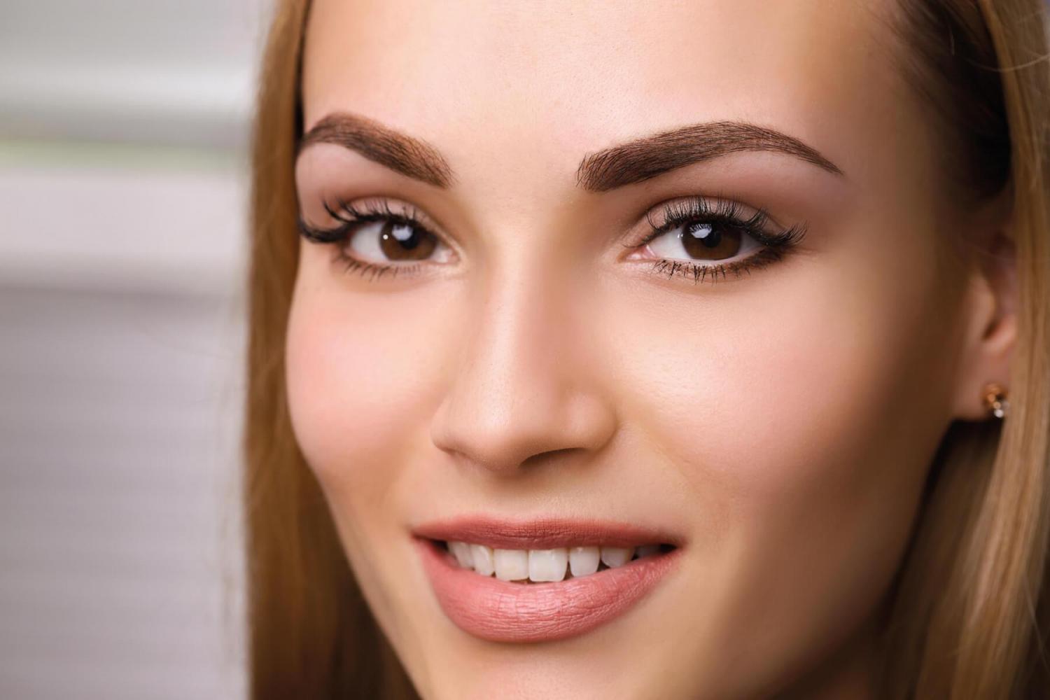 Permanent Make-up und Microblading